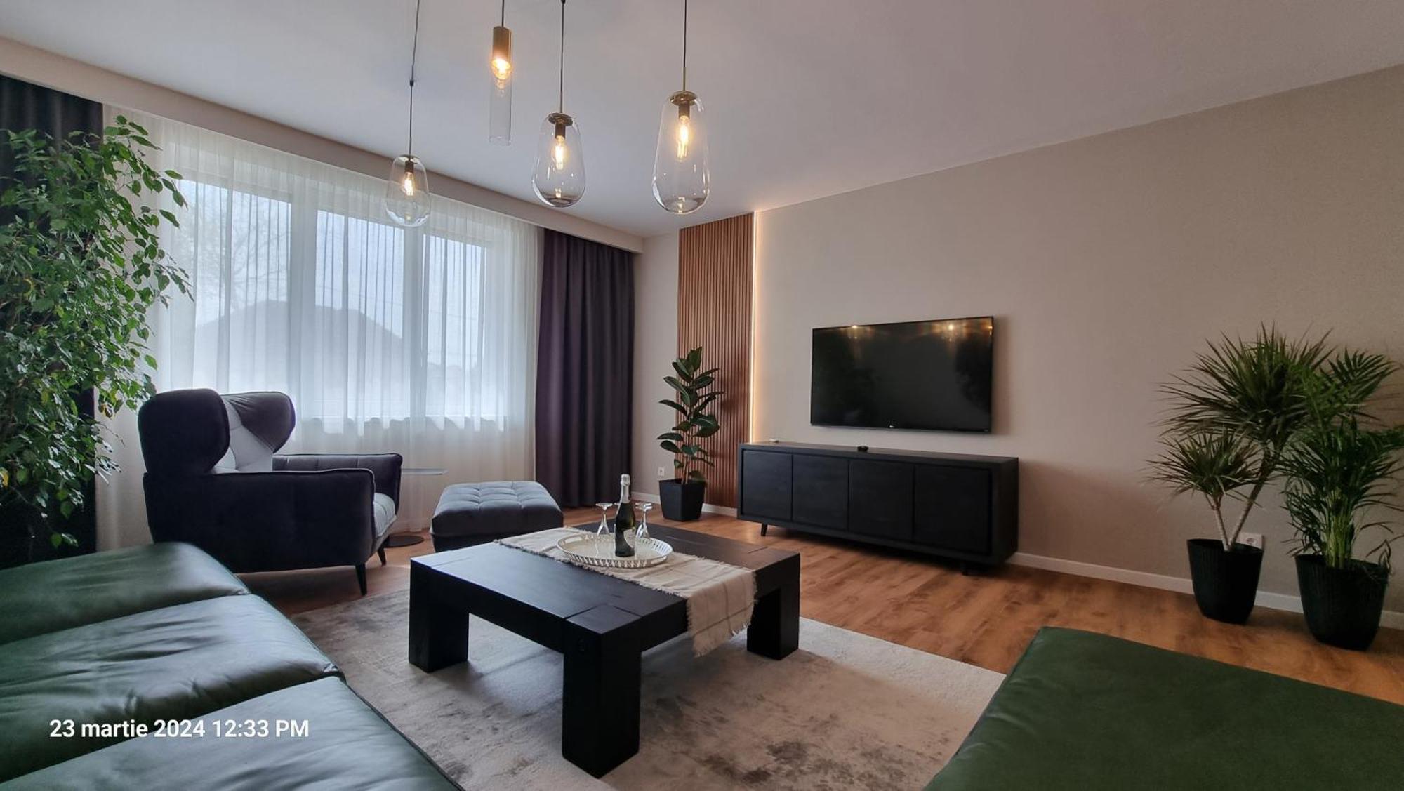 Nico'S Stylish Apartment Satu Mare Zewnętrze zdjęcie